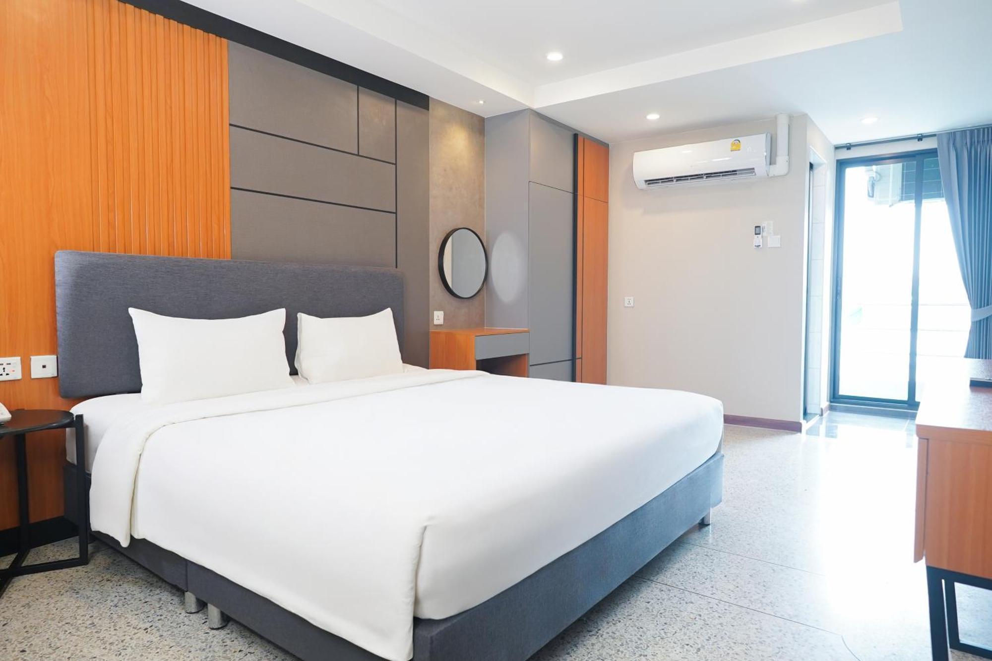 Executive Suite
